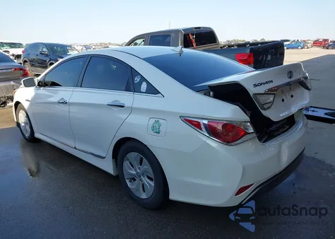 2015 Hyundai Sonata Hybrid from USA, damaged, VIN KMHEC4A44FA134398